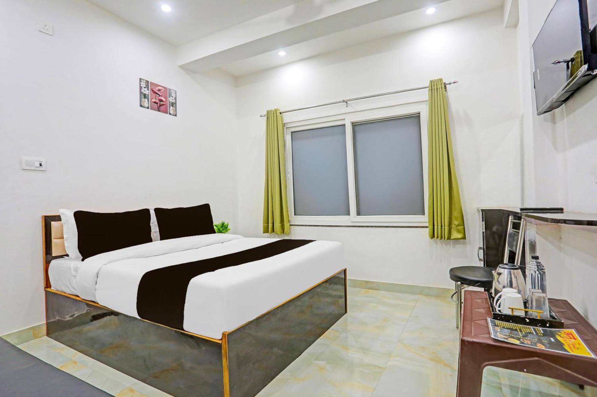 Hotel O The Maruti Paying Guest House バラナシ エクステリア 写真